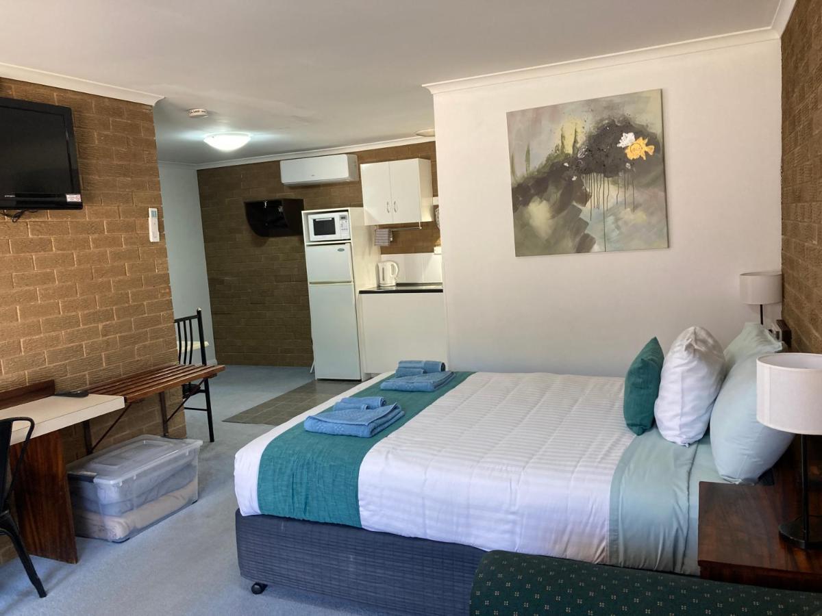 Camellia Motel Наррандера Экстерьер фото